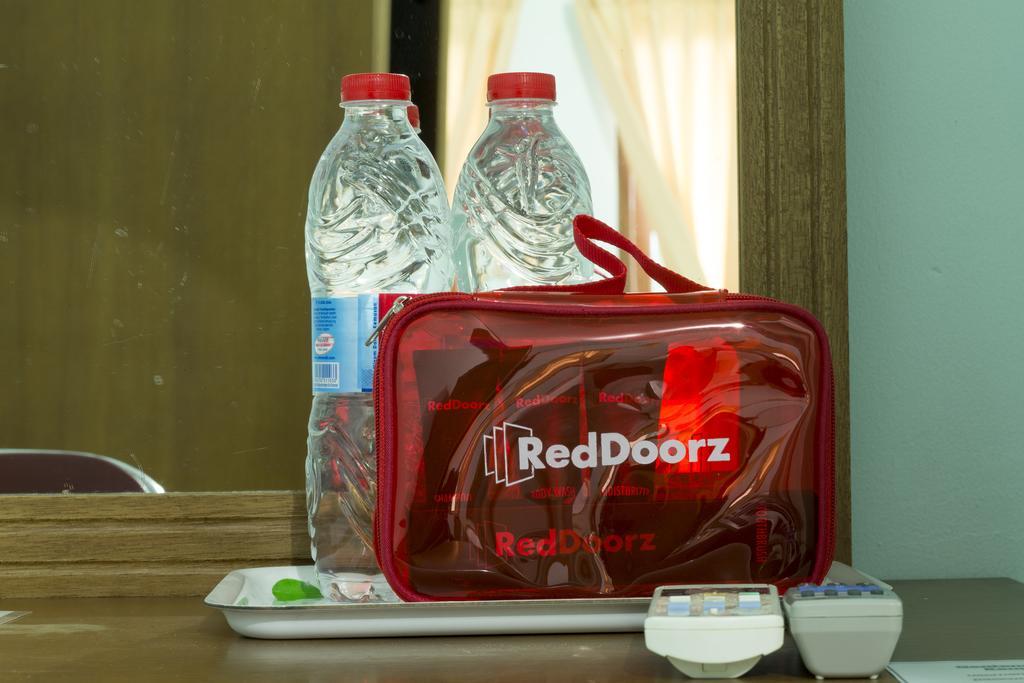 Reddoorz Near Pantai Jerman Hotel Kuta Lombok Exterior foto
